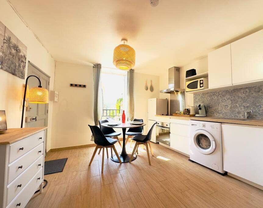 Charmant Studio A 200M Du Gardon 레물링 외부 사진